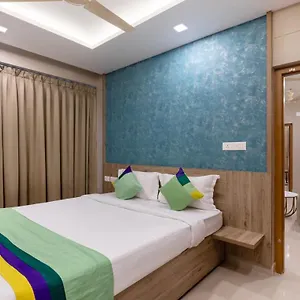 Hotel Treebo Sreepathi Prayag,guruvayur Temple