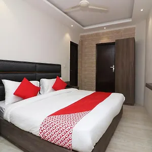 Oyo Flagship Doraemon Residency Hotel